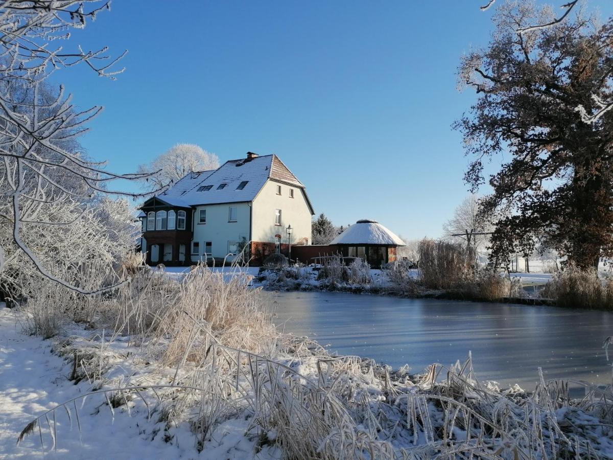 Landtraum Im Traumland Mecklenburg Apartment Warin Luaran gambar