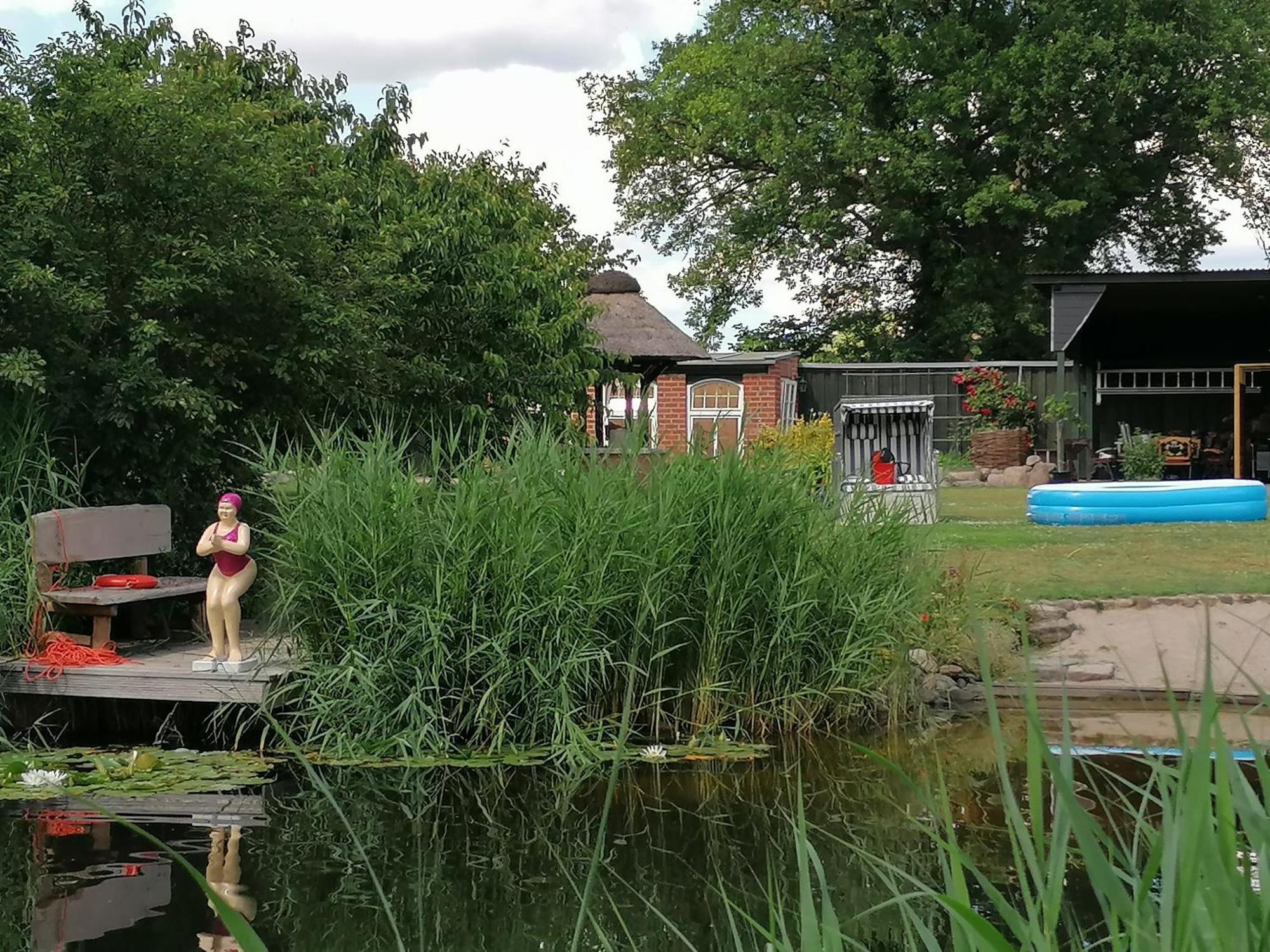 Landtraum Im Traumland Mecklenburg Apartment Warin Luaran gambar